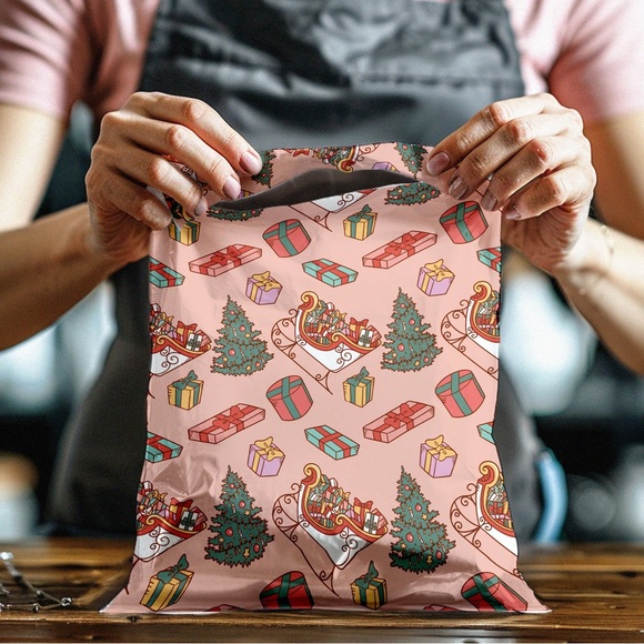 Christmas Santa's Sleigh Poly Mailers 10x13 Pack of 25 - Picture 7 of 9